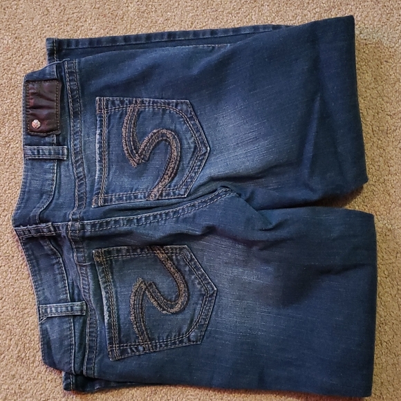 Silver capri - Picture 2 of 5